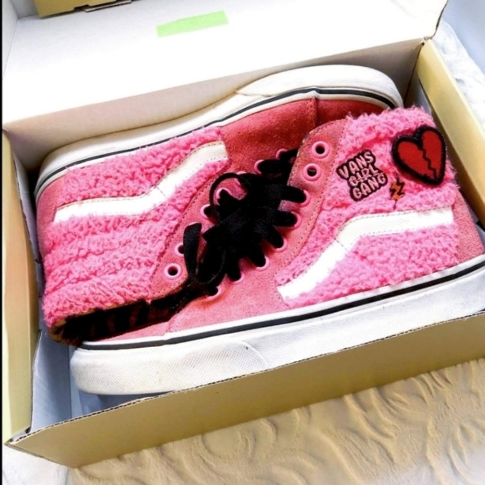 Van's SK8-Hi Sherpa Girl Gang